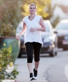 Idina_Jogging_28629.jpg