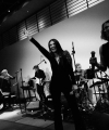 Idina-Menzel-and-Darryl-McDaniels-052226-5-d1dbb22363844ec3baf401a4fdd2fd5c.jpg