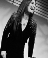 Idina-Menzel-and-Darryl-McDaniels-052226-b9d7ac9d56db43a4a241760afa142624.jpg
