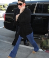 idina-menzel-at-lax-airport-in-los-angeles-01-17-2017_3.jpg