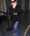 idina-menzel-at-lax-airport-in-los-angeles-01-17-2017_6.jpg