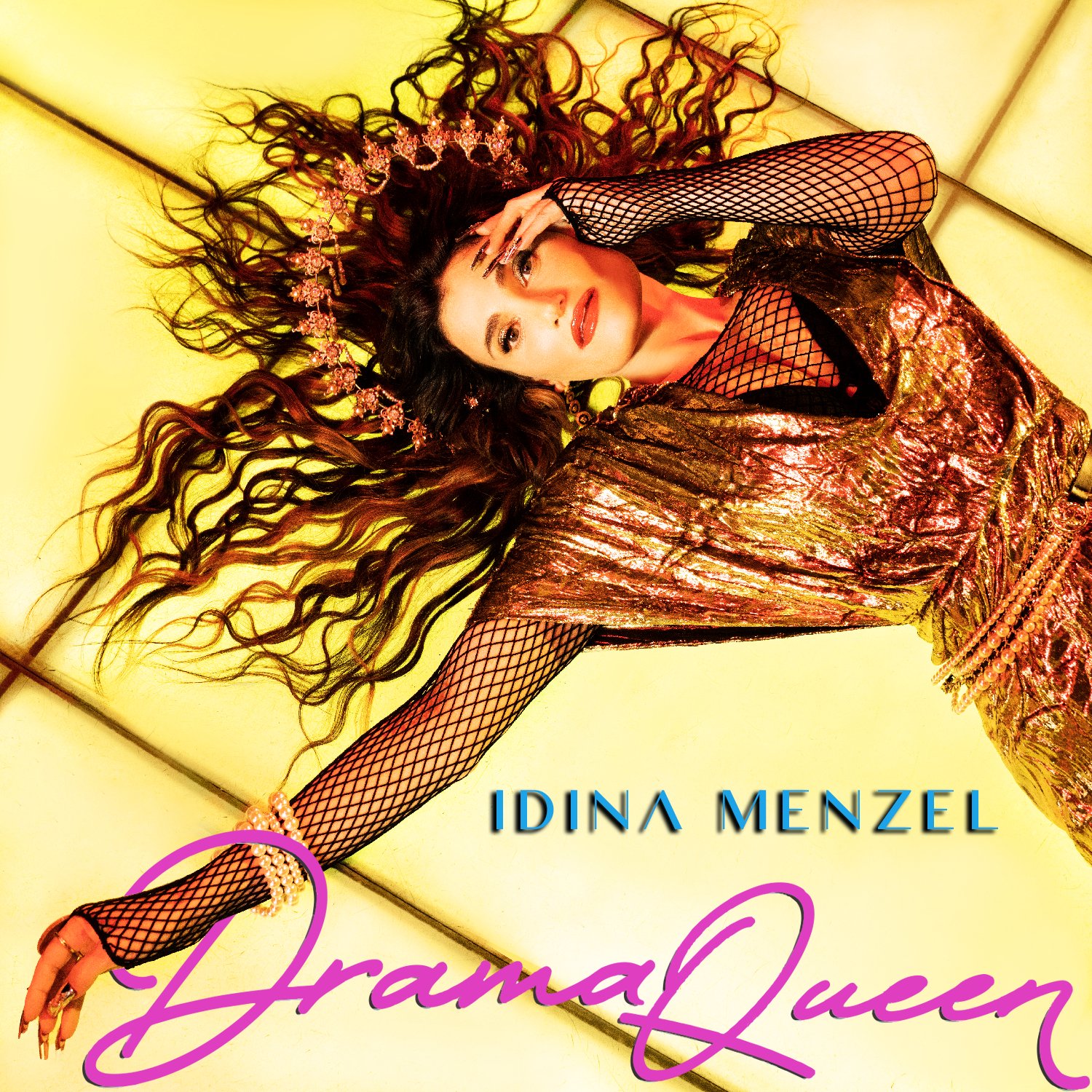 Idina Menzel Announces ‘Drama Queen’ + Releases MOVE